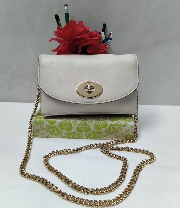 Coach Handbags - Coach Ivory Leather Chain Strap Turnlock Flap Closure Crossbody Bag